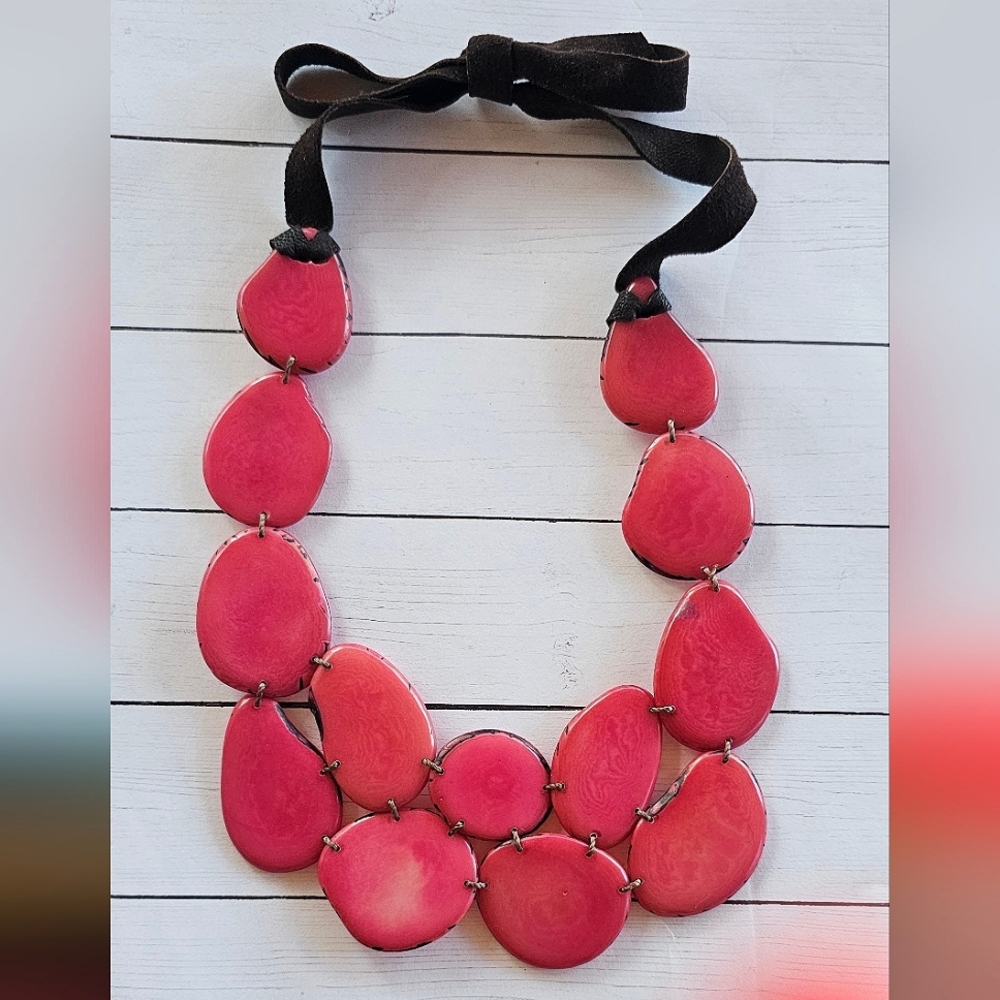 NWOT- Pink Tagua Nut Necklace